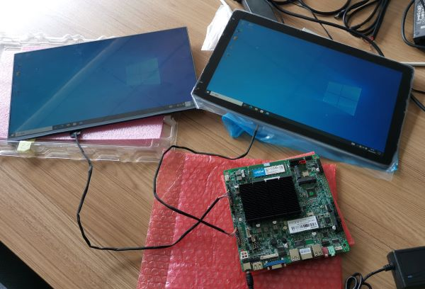 泽创伟业ITX J6412无风扇工控主板同时支持2个EDP显示屏